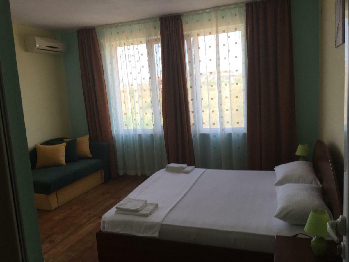 Свети Кирил Лозенец Hotel ภายนอก รูปภาพ