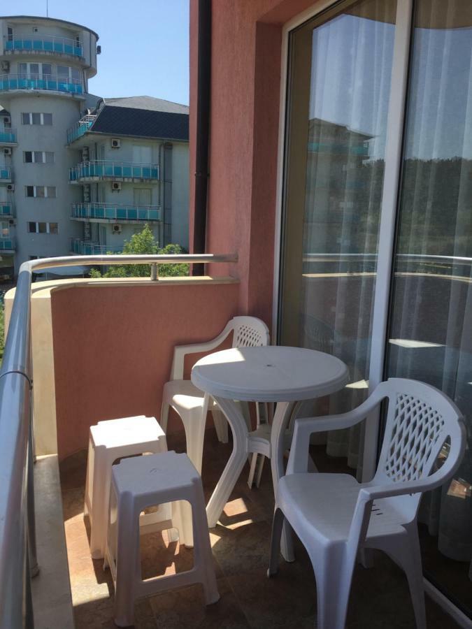 Свети Кирил Лозенец Hotel ภายนอก รูปภาพ